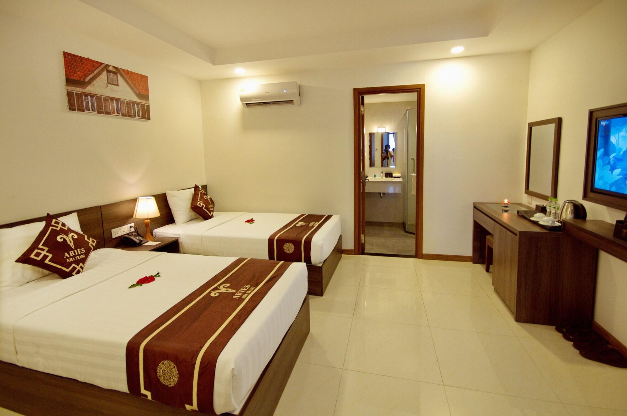 Aries Hotel Nha Trang Bagian luar foto