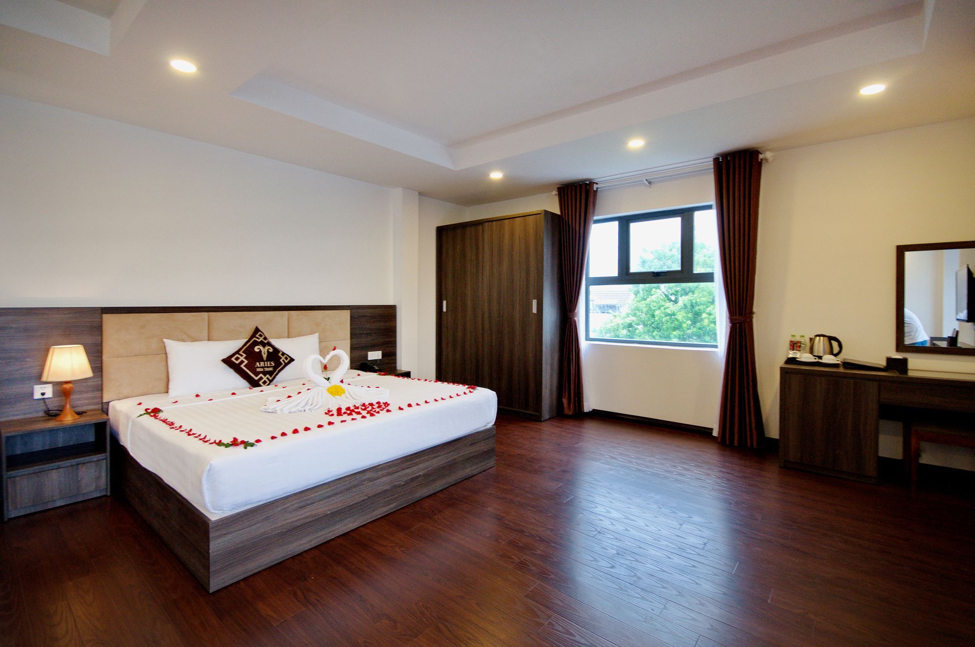Aries Hotel Nha Trang Bagian luar foto